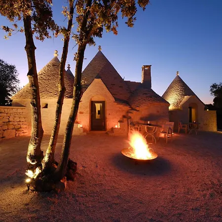 Borgo Dei Trulli Fanelli * Castellana Grotte