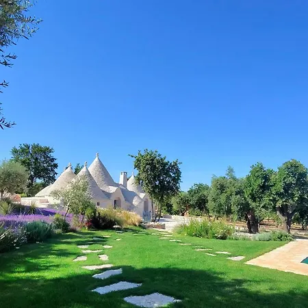 Borgo Dei Trulli Fanelli * Castellana Grotte