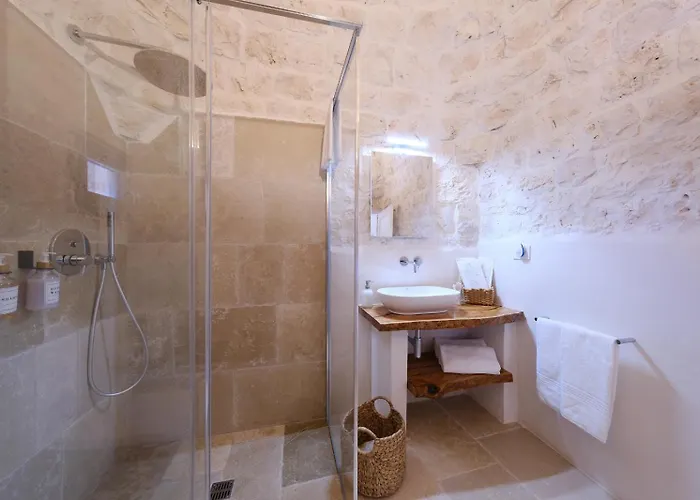 Borgo Dei Trulli Fanelli * Castellana Grotte